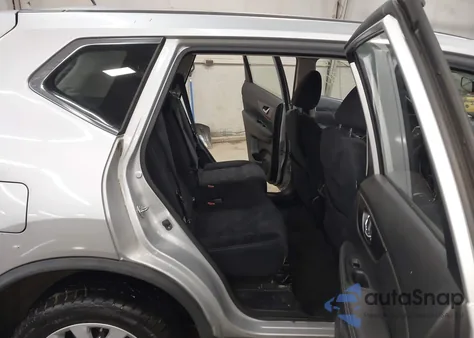 2016 Nissan Rogue S z USA, uszkodzony, nr VIN JN8AT2MV8GW138085